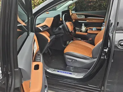 Toyota Sienna 2024, 16000 км, за 34183.47 USD - фото 6