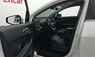 Kia Sportage 2023, 68969 км, за 15951.16 USD - фото 10