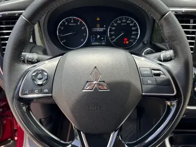 Mitsubishi Outlander 2020, 100000 км, за 11492.72 USD - фото 8