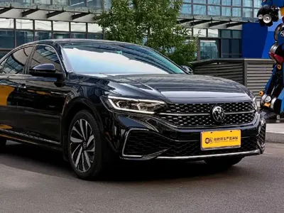 Volkswagen Passat 2022, 35000 км, за 16597.68 USD - фото 8