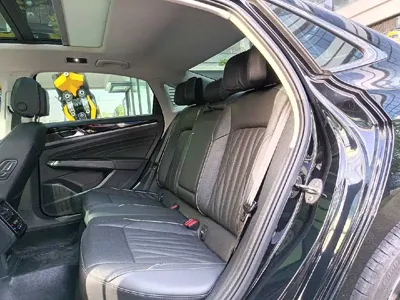 Volkswagen Passat 2022, 35000 км, за 16597.68 USD - фото 36
