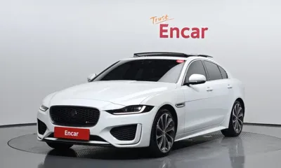 Jaguar XE · 2020 год