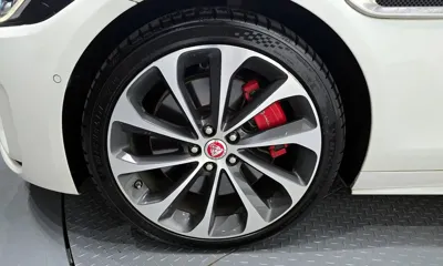 Jaguar XE 2020, 27821 км, за 23069.82 USD