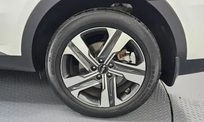 Kia Sorento 2023, 60209 км, за 21990.29 USD - фото 21