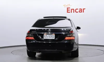 Mercedes-Benz S-Class 2007, 62969 км, за 5939.87 USD