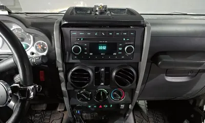Jeep Wrangler 2010, 180273 км, за 7261.31 USD - фото 14