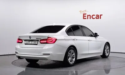 BMW 3-Series 2016, 100493 км, за 8221.52 USD