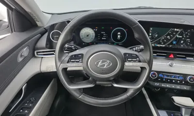 Hyundai Avante 2021, 52371 км, за 10336.08 USD - фото 13