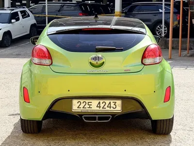 Hyundai Veloster 2012, 143493 км, за 1903.64 USD