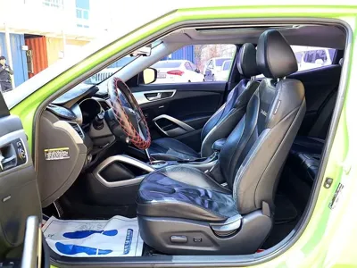 Hyundai Veloster 2012, 143493 км, за 1903.64 USD - фото 10
