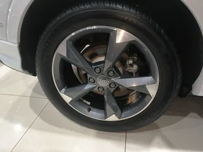 Audi Q3 2021, 52600 км, за 22122 USD - фото 10