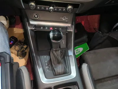 Audi Q3 2021, 52600 км, за 22122 USD - фото 15