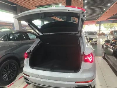 Audi Q3 2021, 52600 км, за 22122 USD - фото 18