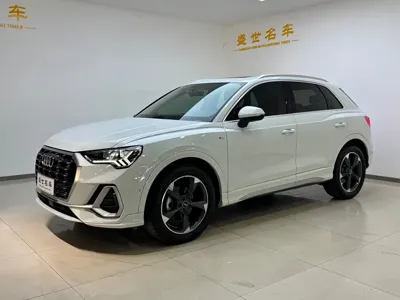 Audi Q3 · 2022 год