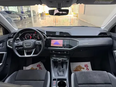Audi Q3 2022, 26000 км, за 25573.37 USD