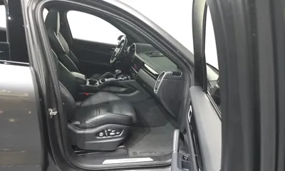 Porsche Cayenne 2020, 112587 км, за 41289.22 USD - фото 11