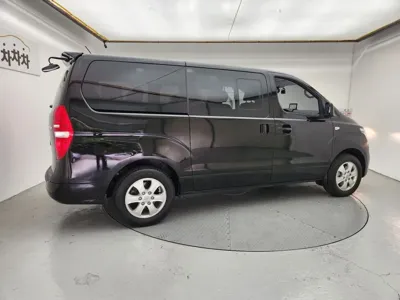 Hyundai Starex 2019, 70623 км, за 14113.17 USD