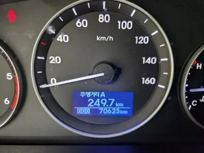 Hyundai Starex 2019, 70623 км, за 14113.17 USD - фото 8