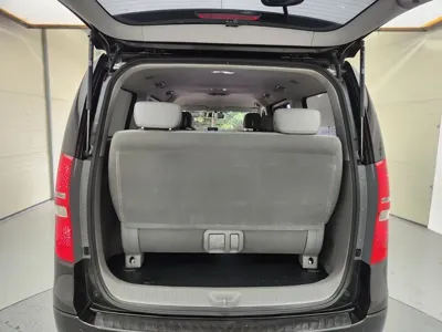 Hyundai Starex 2019, 70623 км, за 14113.17 USD - фото 18