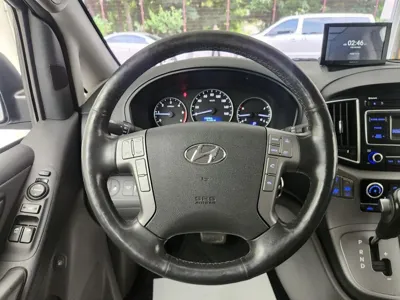 Hyundai Starex 2019, 70623 км, за 14113.17 USD - фото 20