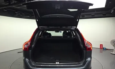 Volvo XC60 2017, 182108 км, за 5732.9 USD - фото 20