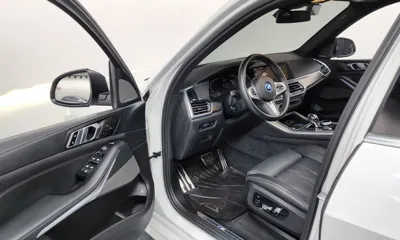 BMW X5 2023, 49404 км, за 48690.1 USD - фото 10