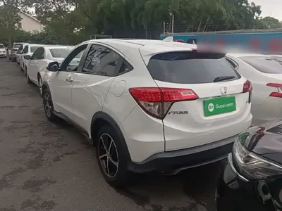 Honda Vezel 2021, 57300 км, за 10137.31 USD
