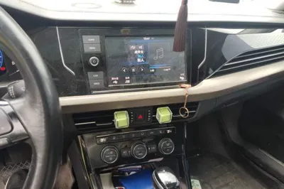 Volkswagen Passat 2019, 139700 км, за 11934 USD
