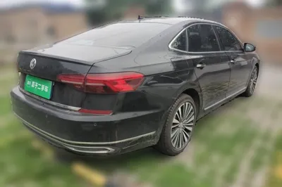 Volkswagen Passat 2019, 139700 км, за 11934 USD - фото 25