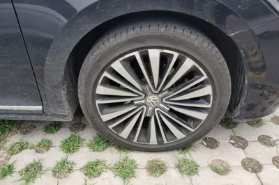 Volkswagen Passat 2019, 139700 км, за 11934 USD - фото 27