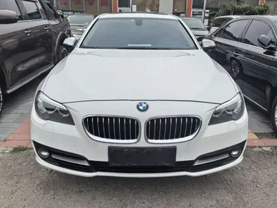 BMW 5 Series 2015, 132000 км, за 11594.83 USD