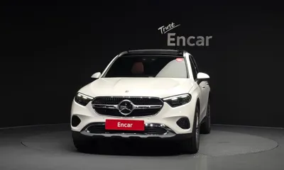 Mercedes-Benz GLC-Class 2026, 8528 км, за 45884.21 USD