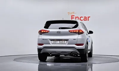 Hyundai Tucson 2018, 68041 км, за 10706.77 USD