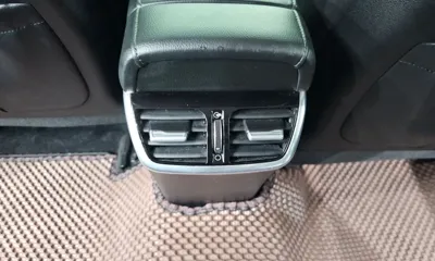 Hyundai Grandeur 2020, 189515 км, за 10336.08 USD - фото 32