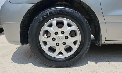 Hyundai Starex 2014, 196181 км, за 4594.98 USD