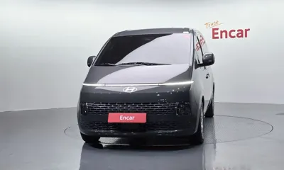 Hyundai Staria 2025, 21596 км, за 18071.89 USD