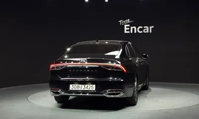 Hyundai Grandeur 2022, 50053 км, за 14246.69 USD