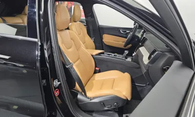 Volvo XC60 2019, 81184 км, за 18721.96 USD - фото 26