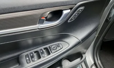 Hyundai Grandeur 2017, 80763 км, за 9163.16 USD - фото 18