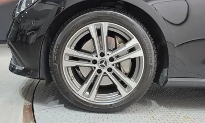 Mercedes-Benz E-Class 2021, 95652 км, за 21432.32 USD