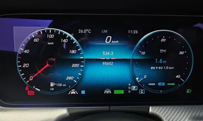 Mercedes-Benz E-Class 2021, 95652 км, за 21260.65 USD - фото 8