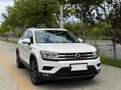 Volkswagen Tharu 2023, 48000 км, за 18535.69 USD