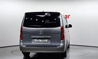Hyundai Starex 2019, 79604 км, за 13544.76 USD