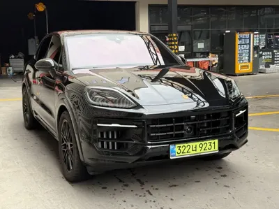 Porsche Cayenne 2025, 18300 км, за 93166.17 USD