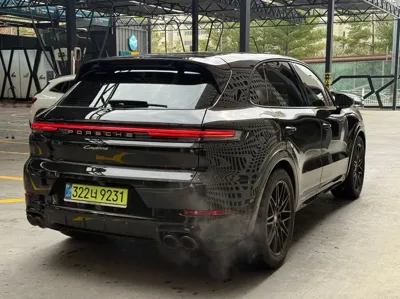 Porsche Cayenne 2025, 18300 км, за 93166.17 USD