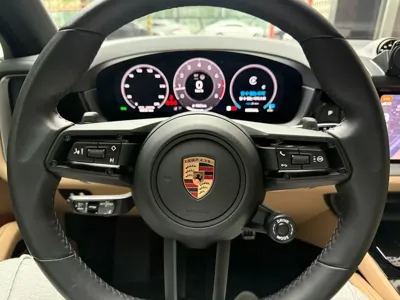 Porsche Cayenne 2025, 18300 км, за 93166.17 USD - фото 11