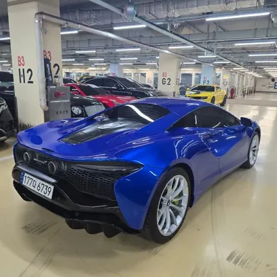 McLaren Artura 2024, 5200 км, за 143014.97 USD