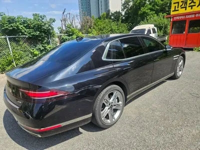 Genesis G90 2022, 82160 км, за 41368.1 USD