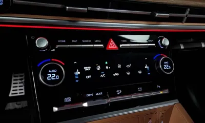 Hyundai Santafe 2024, 11698 км, за 25945.86 USD - фото 17