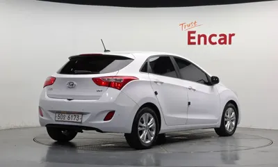 Hyundai i30 2014, 83298 км, за 4588.42 USD
